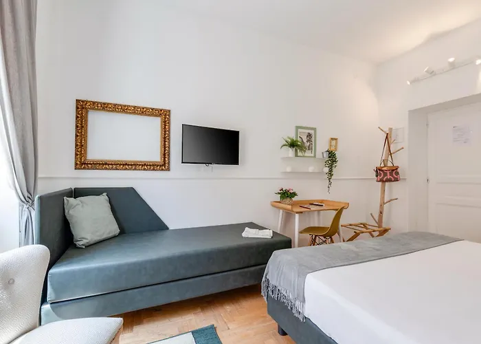 Πανσιόν Maison Vantaggio 4*